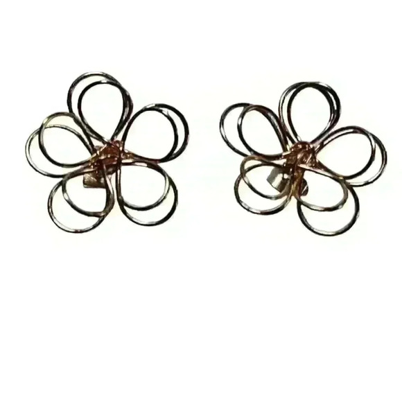 Golden Wire Petunia Stud Earrings - Picture 2 of 7